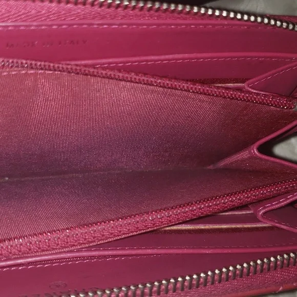 Chanel Quilted Patent Longwallet - Picture 12 of 15